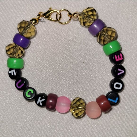 Fck love! valentines 💝 day bracelet - Picture 5 of 10